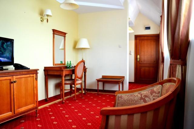 Hotel Stodolka Cminsk Exterior foto